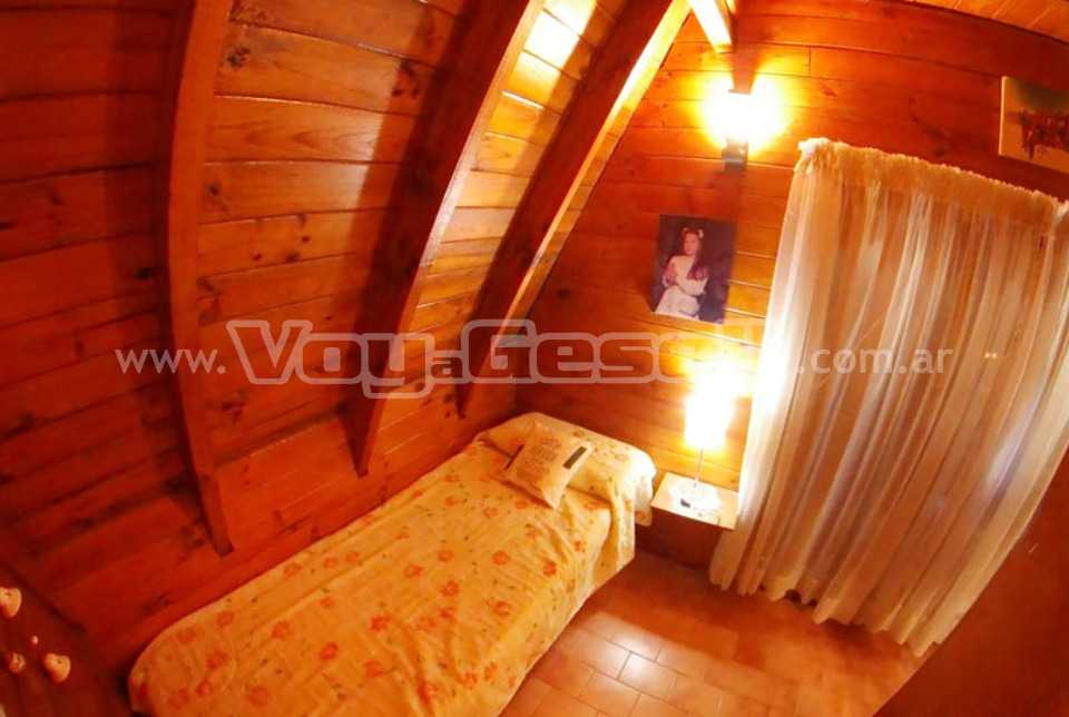 Alquilo Casa Borrelli en Villa Gesell zona Sur a 400 Mts de la Playa