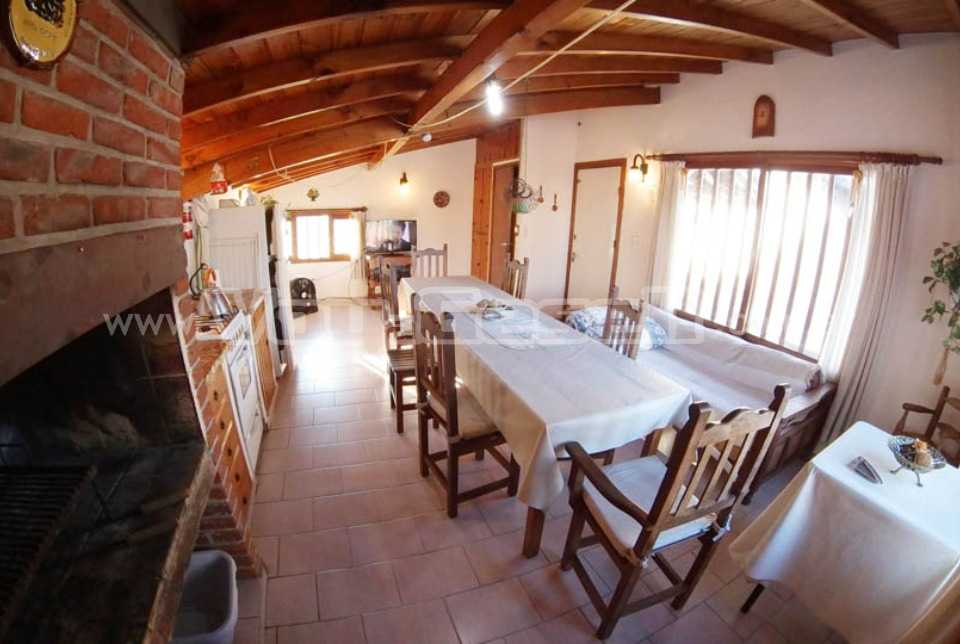 Alquilo Casa Borrelli en Villa Gesell zona Sur a 400 Mts de la Playa