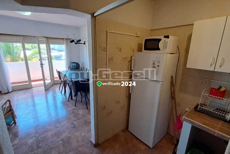 Alquilo Departamento Quito 4 Bravamar en Villa Gesell zona Centro Comercial a 300 Mts de la Playa 