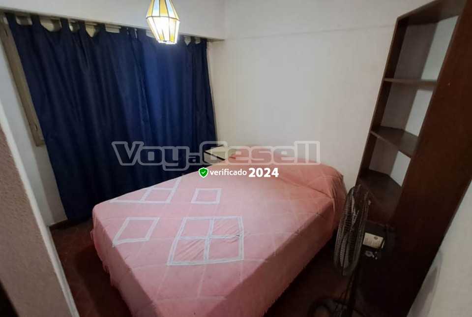 Alquilo Departamento Quito 4 Bravamar en Villa Gesell zona Centro Comercial a 300 Mts de la Playa