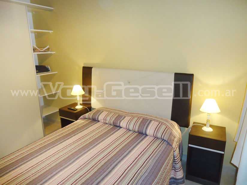 Alquilo Departamento Brumana en Villa Gesell zona Centro a 900 Mts de la Playa