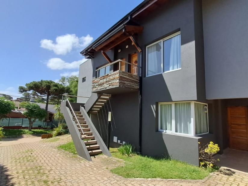 Alquilo Departamento Brumana en Villa Gesell zona Centro a 900 Mts de la Playa 