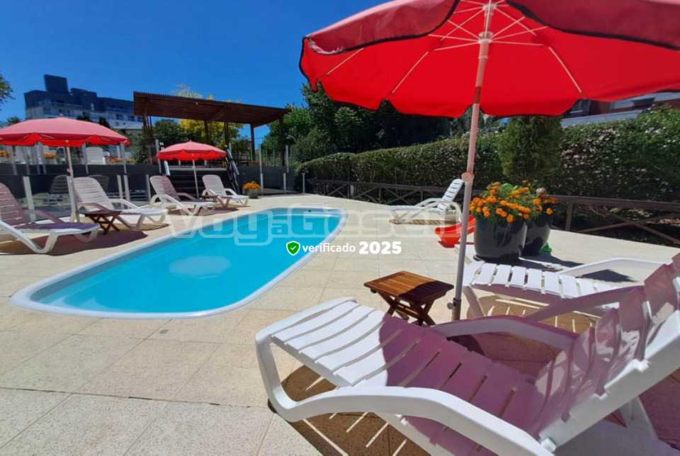 Alquilo Cabaña Cabañas Rojas en Villa Gesell zona Sur a 200 Mts de la Playa 