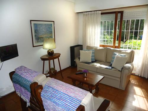 Alquilo Departamento Camino del Bosque PB 2 en Villa Gesell zona Barrio Norte a 300 Mts de la Playa 