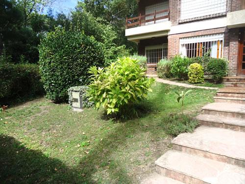 Alquilo Departamento Camino del Bosque PB 2 en Villa Gesell zona Barrio Norte a 300 Mts de la Playa 