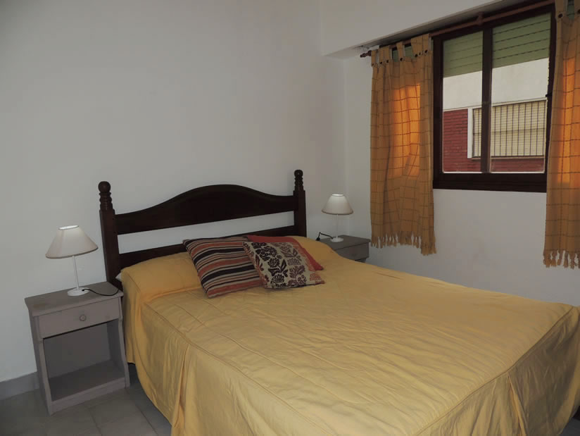 Alquilo Departamento Canaima depto 1 en Villa Gesell zona Sur a 50 mts de la Playa 