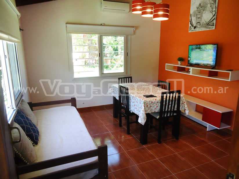 Alquilo Casa Casa 206 en Villa Gesell zona Barrio Norte a 550 Mts de la Playa 