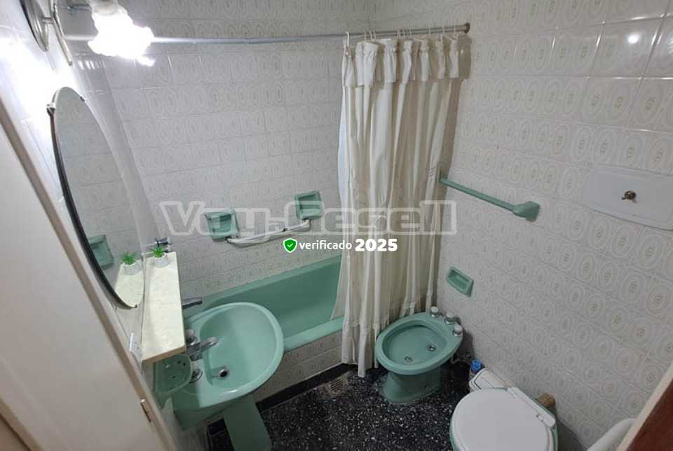 Alquilo Casa Casa 303 en Villa Gesell zona Barrio Norte a 1300 Mts de la Playa