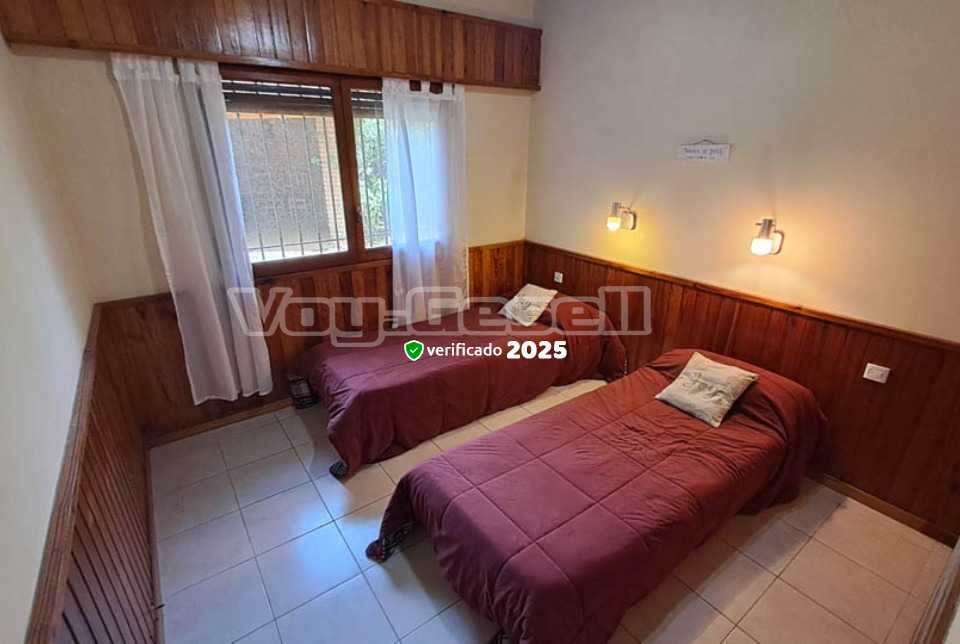 Alquilo Casa Casa 303 en Villa Gesell zona Barrio Norte a 1300 Mts de la Playa