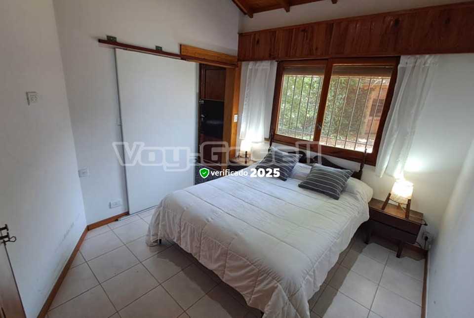 Alquilo Casa Casa 303 en Villa Gesell zona Barrio Norte a 1300 Mts de la Playa