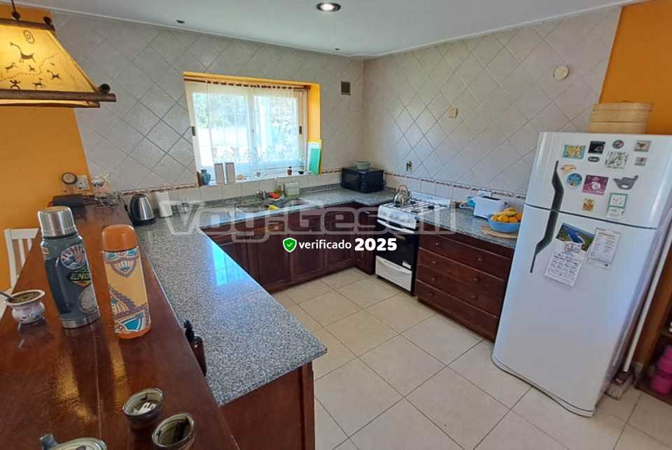 Alquilo Casa Casa 310bis en Villa Gesell zona Barrio Norte a 350 Mts de la Playa 
