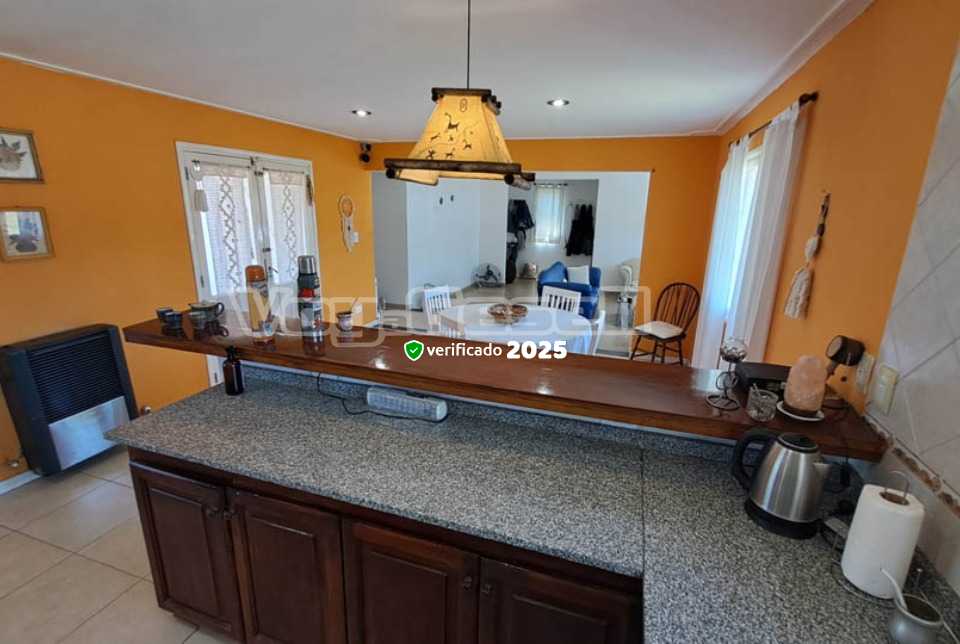 Alquilo Casa Casa 310bis en Villa Gesell zona Barrio Norte a 350 Mts de la Playa 