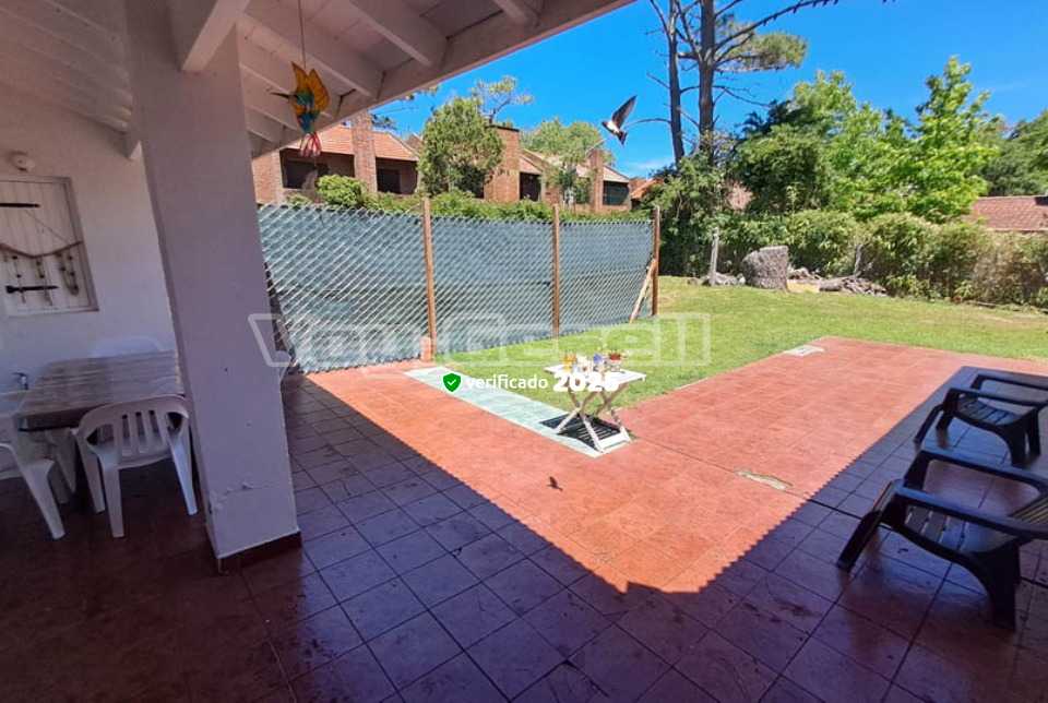 Alquilo Casa Casa 310bis en Villa Gesell zona Barrio Norte a 350 Mts de la Playa