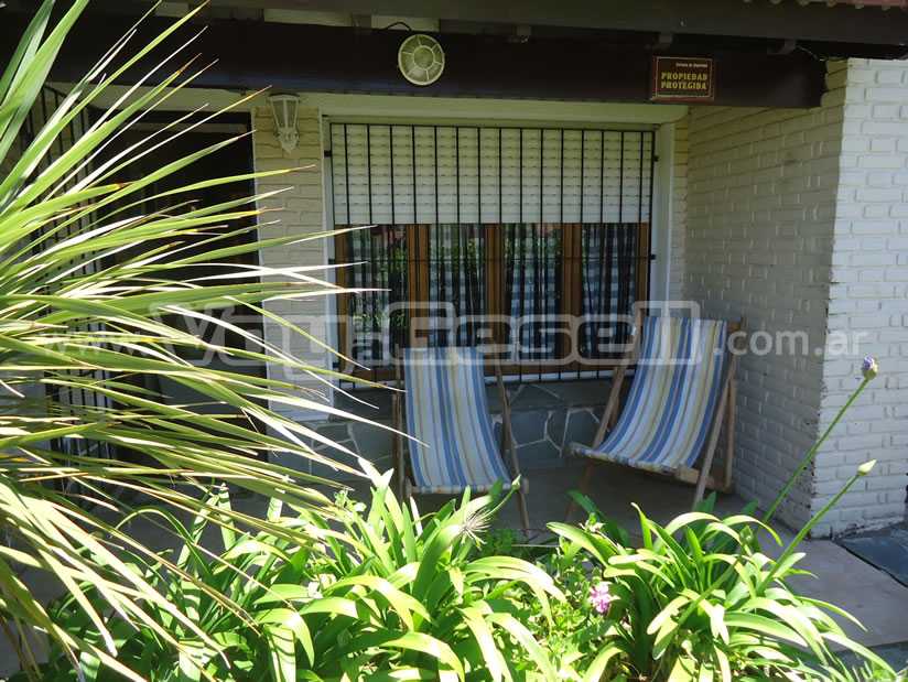 Alquilo Casa Casa Grande en Villa Gesell zona Sur a 150 Mts de la Playa 