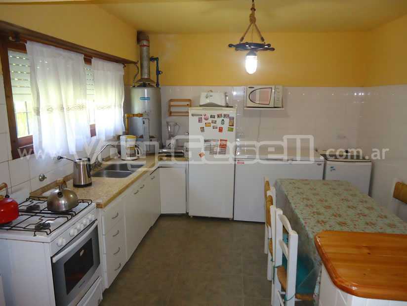 Alquilo Casa Casa Grande en Villa Gesell zona Sur a 150 Mts de la Playa 