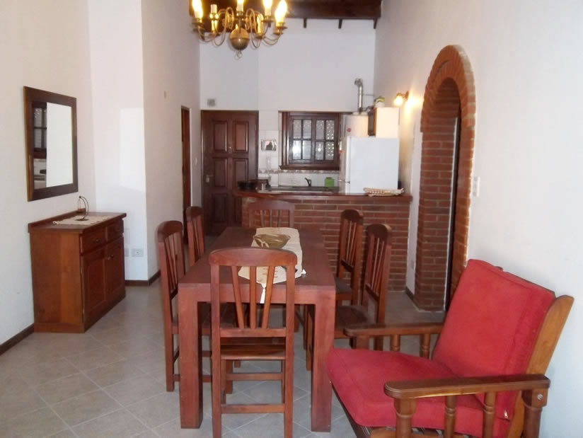 Alquilo Departamento Casa Magna 3 Ambientes en Villa Gesell zona Centro Comercial a 100 Mts de la Playa 