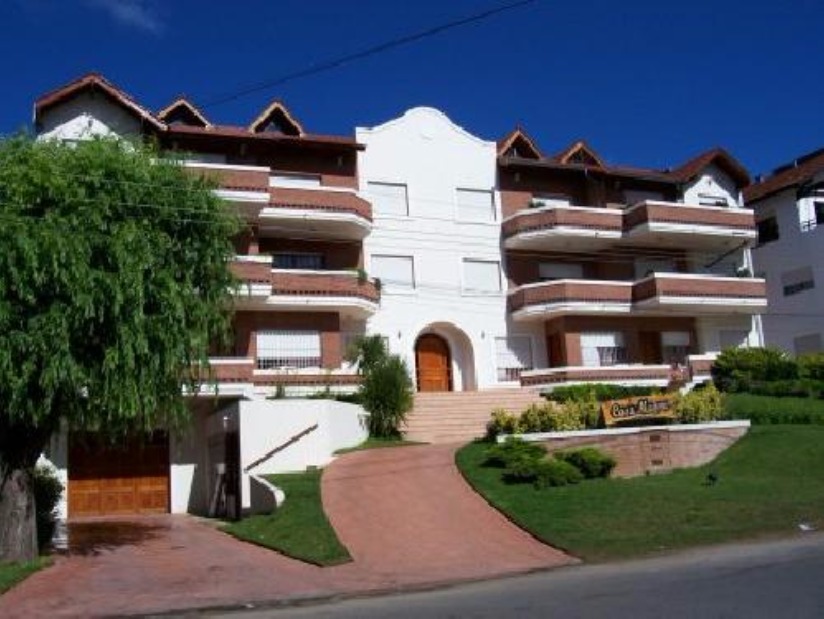 Casa Magna 3 Ambientes: Departamento en Villa Gesell zona Centro Comercial