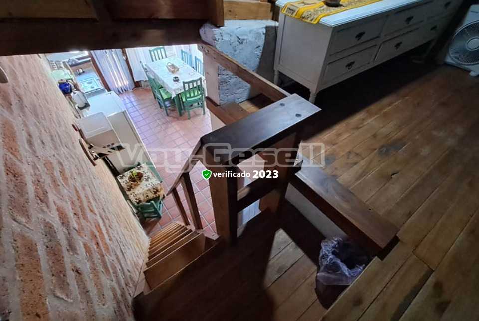 Alquilo Casa Cabaña Miriam en Villa Gesell zona Centro a 600 Mts de la Playa