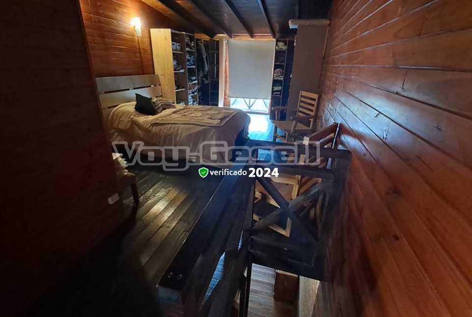 Alquilo Casa Casa Sol en Villa Gesell zona Centro a 1300 Mts de la Playa