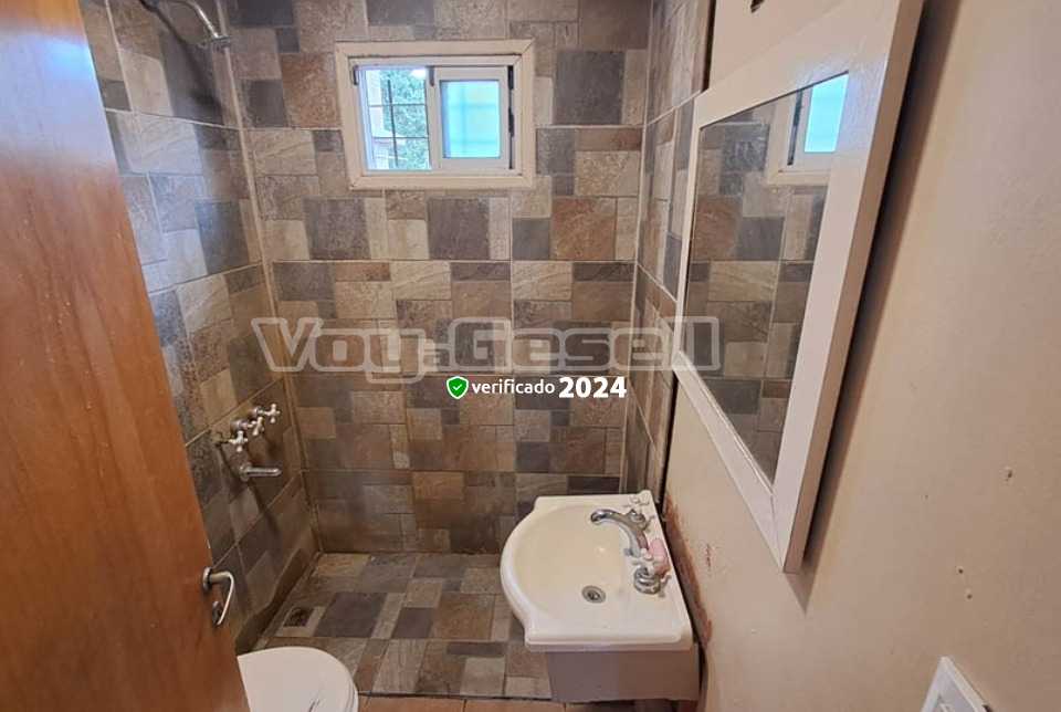 Alquilo Casa Casa Sol en Villa Gesell zona Centro a 1300 Mts de la Playa