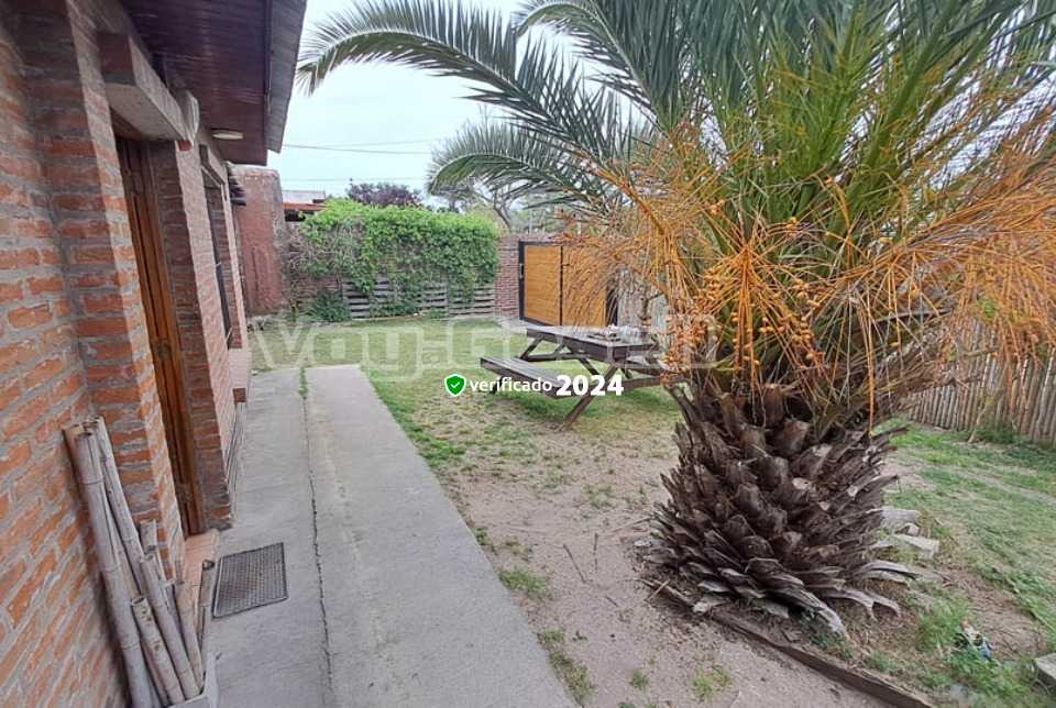 Alquilo Casa Casa Sol en Villa Gesell zona Centro a 1300 Mts de la Playa 