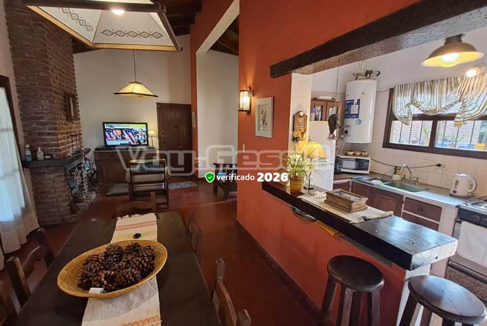 Alquilo Chalet Chalet Aguamarina en Villa Gesell zona Barrio Norte a 400 Mts de la Playa