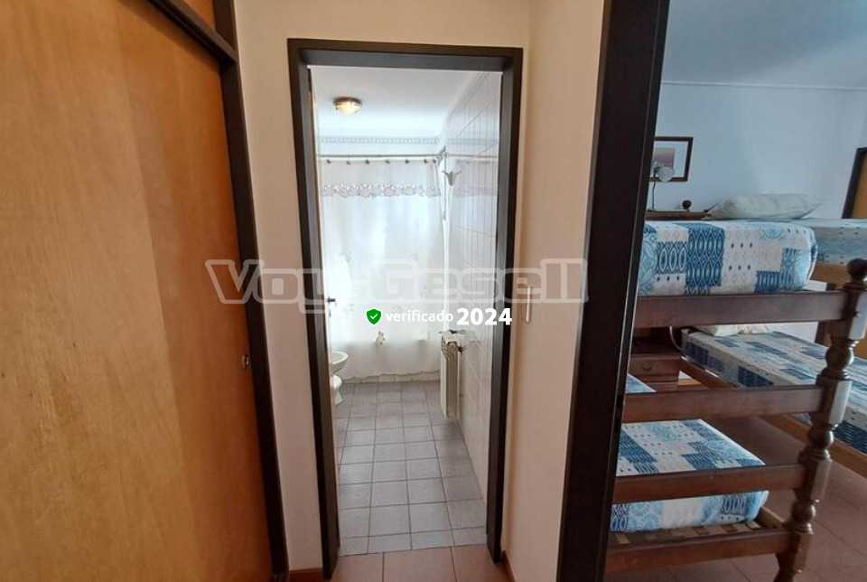 Alquilo Departamento El Chalten 2C en Villa Gesell zona Centro Comercial a 100 Mts de la Playa