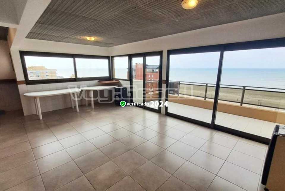 Alquilo Departamento El Chalten 2C en Villa Gesell zona Centro Comercial a 100 Mts de la Playa