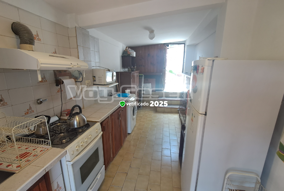 Alquilo Casa Chicha en Villa Gesell zona Centro a 900 mts de la Playa 