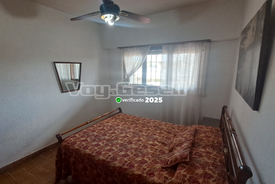 Alquilo Casa Chicha en Villa Gesell zona Centro a 900 mts de la Playa