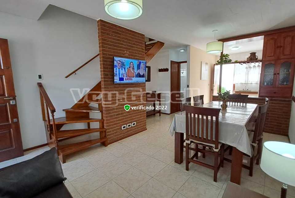 Alquilo Duplex Chrisdamar II Duplex 2 en Villa Gesell zona Centro a 200 Mts de la Playa 