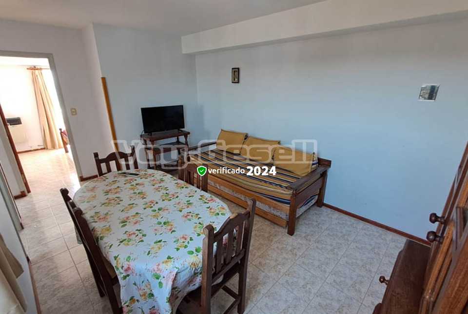 Alquilo Departamento Cielomar en Villa Gesell zona Centro a 50 Mts de la Playa 