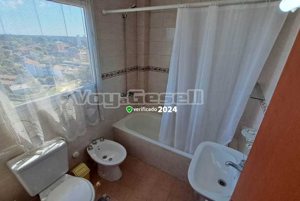 Alquilo Departamento Cielomar en Villa Gesell zona Centro a 50 Mts de la Playa