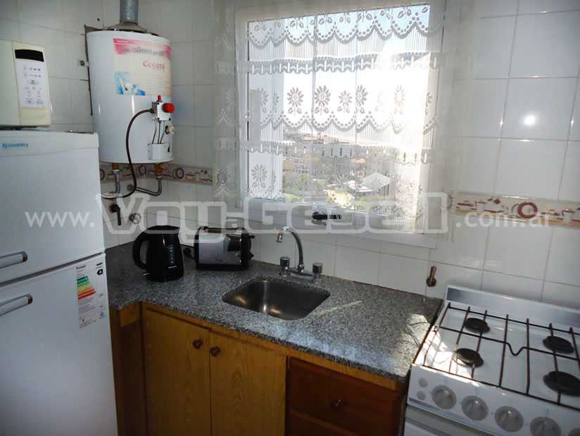 Alquilo Departamento Cielomar 36 en Villa Gesell zona Centro a 100 Mts de la Playa