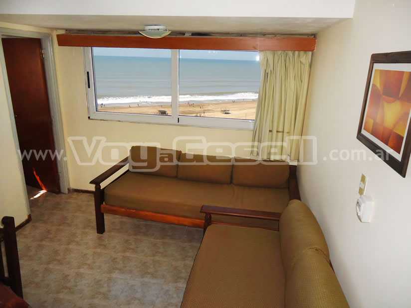 Alquilo Departamento Cielomar 36 en Villa Gesell zona Centro a 100 Mts de la Playa