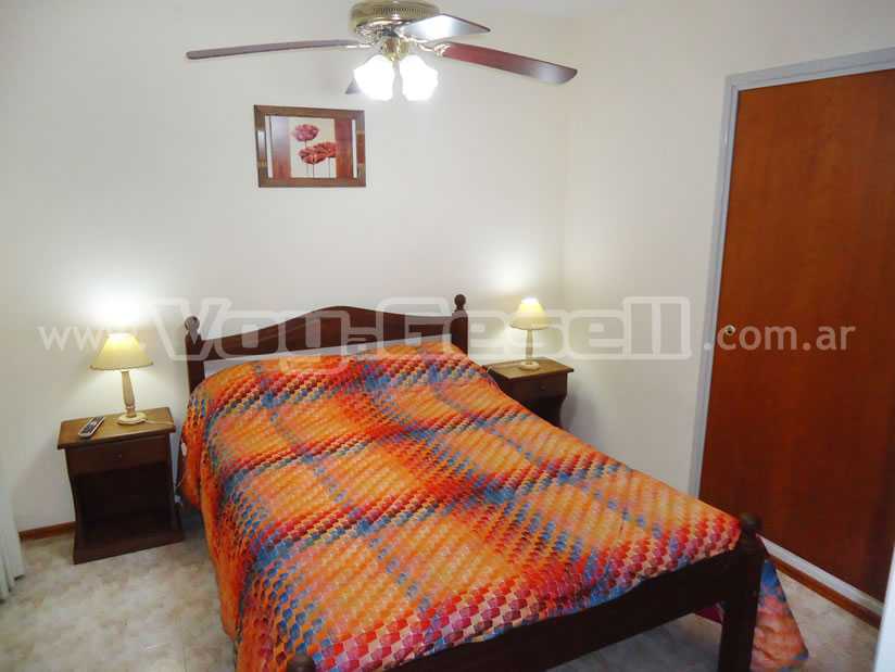 Alquilo Departamento Cielomar 37 en Villa Gesell zona Centro a 100 Mts de la Playa