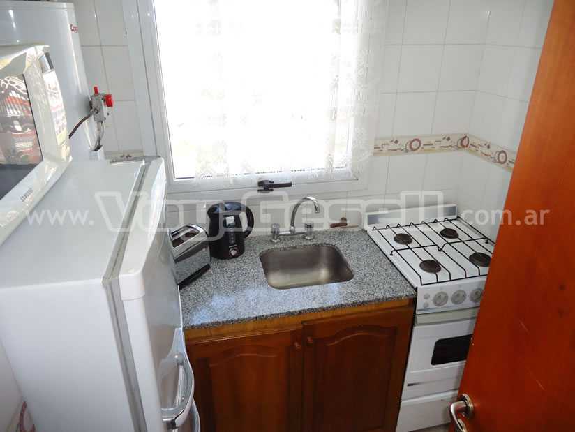 Alquilo Departamento Cielomar 37 en Villa Gesell zona Centro a 100 Mts de la Playa