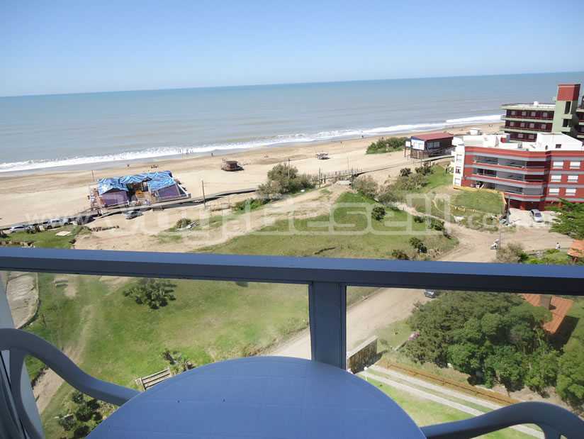 Alquilo Departamento Cielomar 37 en Villa Gesell zona Centro a 100 Mts de la Playa
