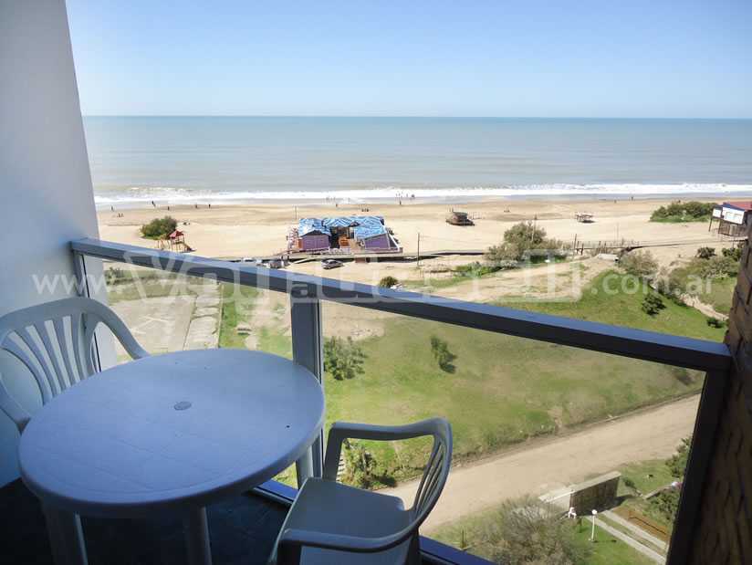 Alquilo Departamento Cielomar 37 en Villa Gesell zona Centro a 100 Mts de la Playa