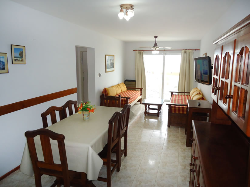 Alquilo Departamento Cielomar Playa 2 en Villa Gesell zona Centro a 50 Mts de la Playa 