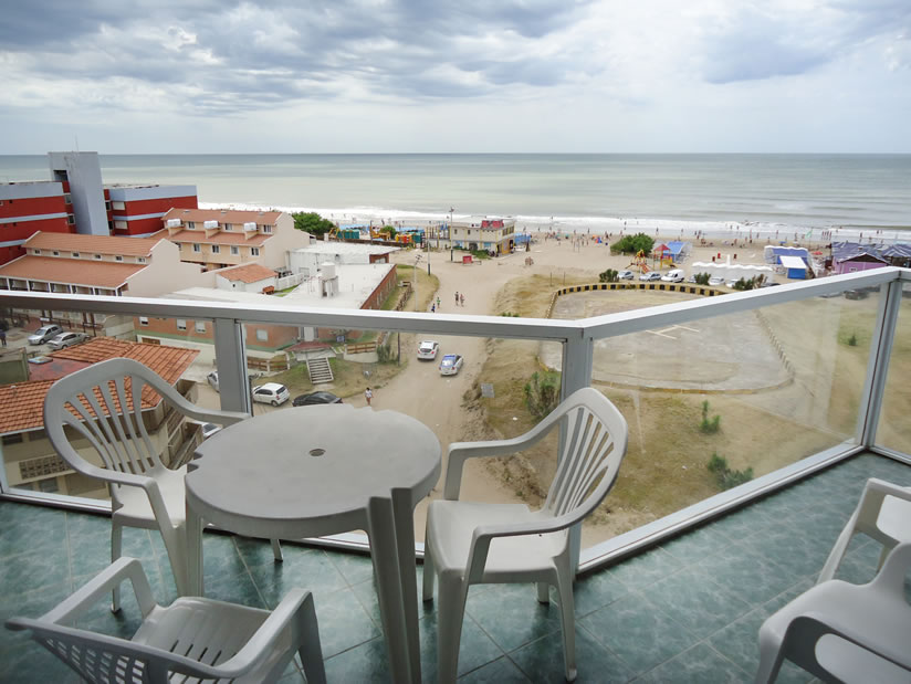 Alquilo Departamento Cielomar Playa 2 en Villa Gesell zona Centro a 50 Mts de la Playa 