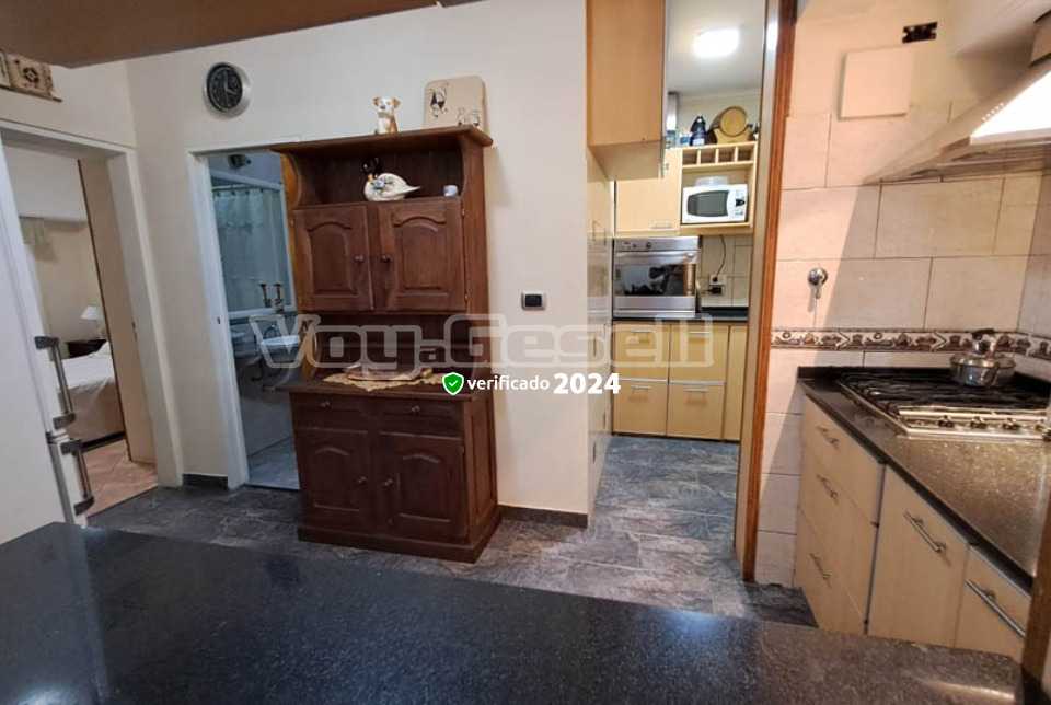 Alquilo Casa Clarisa  en Villa Gesell zona Sur a 400 Mts de la Playa