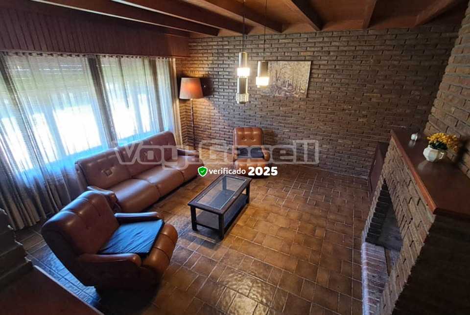 Alquilo Chalet Colibri en Villa Gesell zona Centro a 500 mts de la Playa 