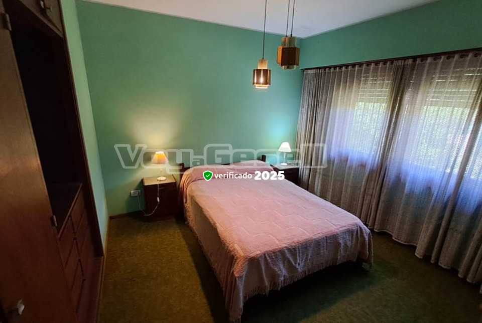 Alquilo Chalet Colibri en Villa Gesell zona Centro a 500 mts de la Playa