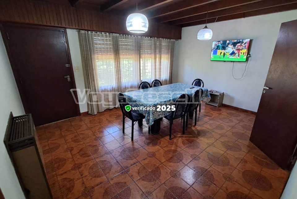 Alquilo Chalet Colibri en Villa Gesell zona Centro a 500 mts de la Playa