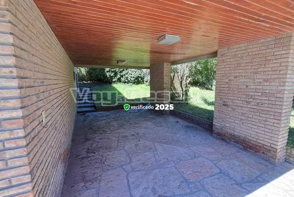 Alquilo Chalet Colibri en Villa Gesell zona Centro a 500 mts de la Playa 