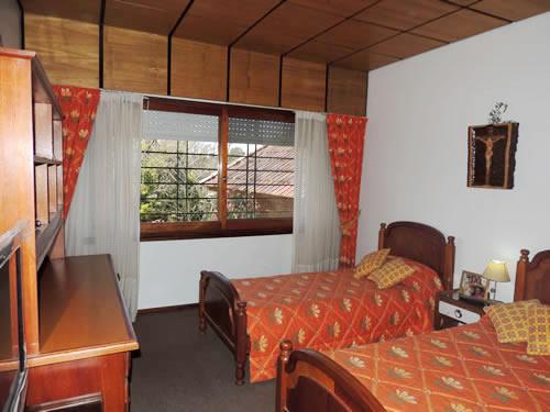 Alquilo Chalet Collie en Villa Gesell zona Barrio Norte a 600 Mts de la Playa