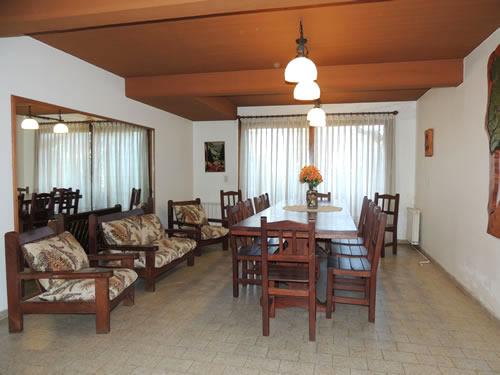 Alquilo Chalet Collie en Villa Gesell zona Barrio Norte a 600 Mts de la Playa