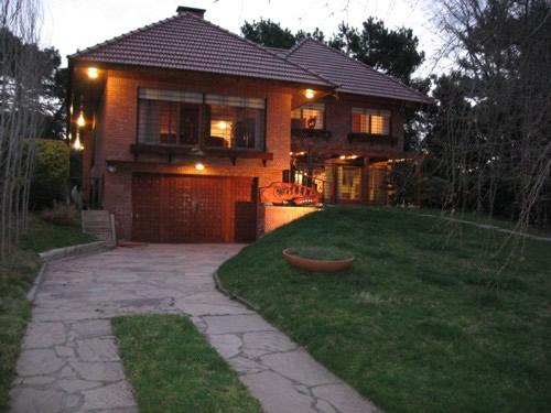 Alquilo Chalet Collie en Villa Gesell zona Barrio Norte a 600 Mts de la Playa