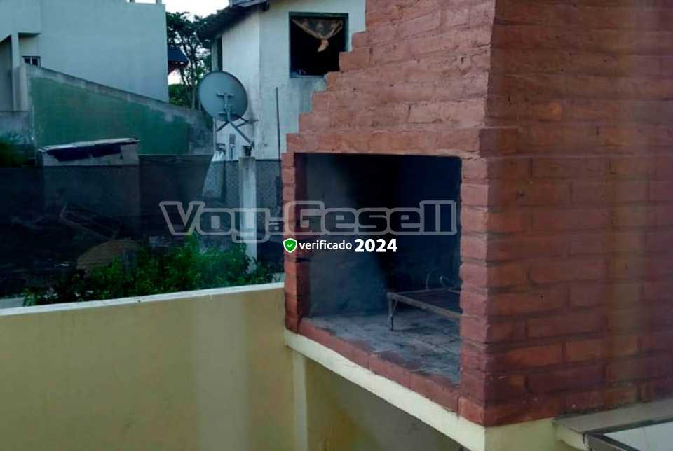 Alquilo Duplex Complejo Alemar en Villa Gesell zona Sur a 90 Mts de la Playa